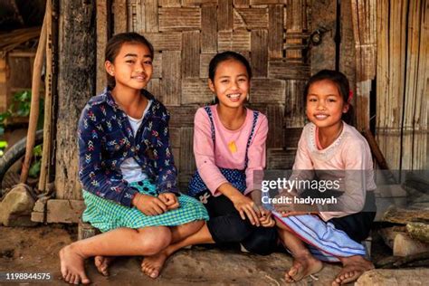 Laos Local Kids Girls 的图像结果