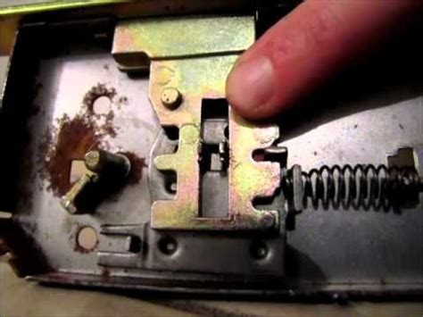 Simple Door Lock Mechanism 的图像结果