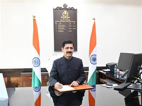 Dr Mayank Sharma assumes office of Financial Advisor (Defence Services)