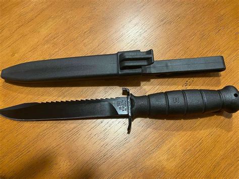 Glock Field Knife Black Model 81 | #2070420146