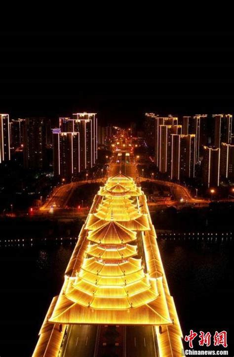 航拍广西柳州首座公轨两用大桥夜景_凤凰岭_CNSphoto_谭凯