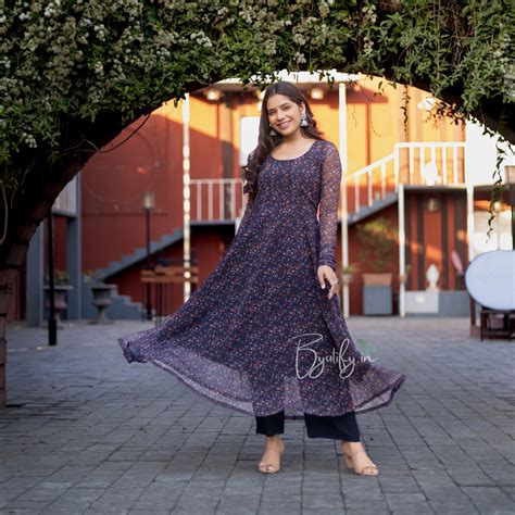 Black Flower Print Kalidaar Gher Kurta Set – Byutify.in
