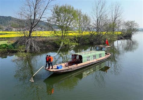 湖南衡阳：巡河净水护生态-人民图片网