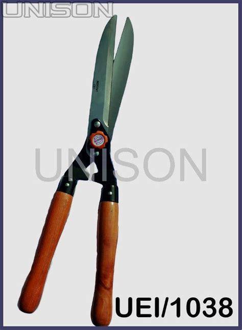 Hedge Shear Wood Handle (1038) Manufacturer, Supplier from Jalandhar