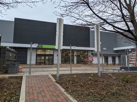 Robert Dyer @ Bethesda Row: Amazon Fresh Chevy Chase/Gaithersburg ...