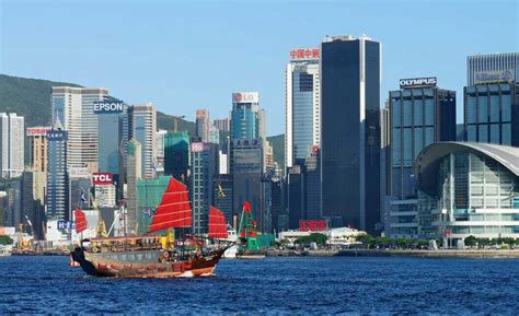 25 Tourist Places in Hong Kong: Famous Places & Tourist Attractions