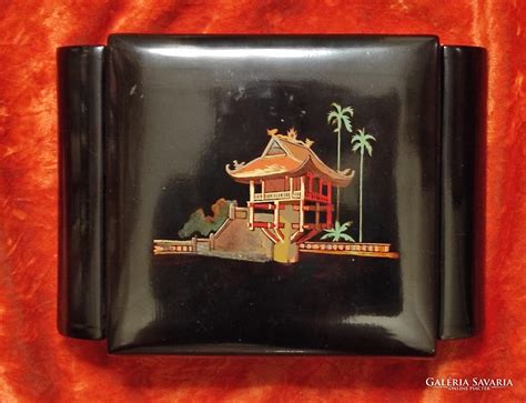 Vietnami lakkdoboz, piperedoboz, belsejében tükörrel, jelzett, 24 x 18 ...