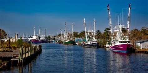Free Images : sea, dock, boat, cityscape, evening, reflection, vehicle ...