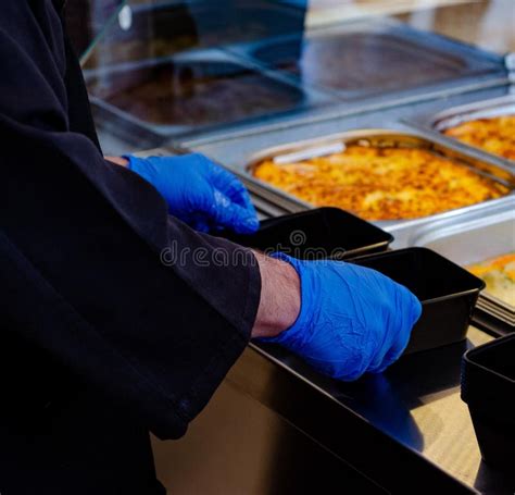 Organizing Containers 的图像结果