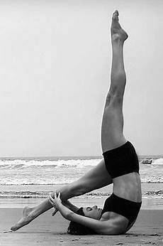 posizione candela sarvangasana la posizione a candela giornale dello posizione candela sarvangasana la posizione a candela giornale dello
