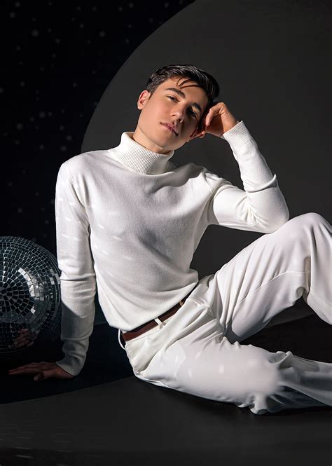 Buy Turtleneck Sweaters for Men Online | Banana Club