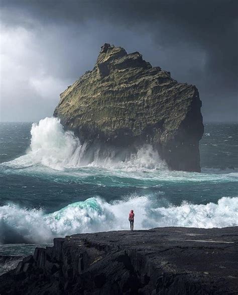Reykjanes Peninsula (Iceland) : r/interestingasfuck