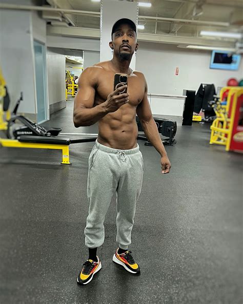 Dwayne Campbell (@sirdwaynec) • Instagram photos and videos