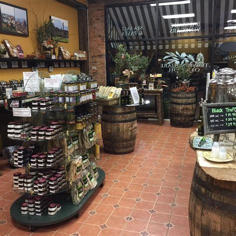 TOWN SQUARE OLIVE OIL & BALSAMIC VINEGAR - All You Need to Know BEFORE ...