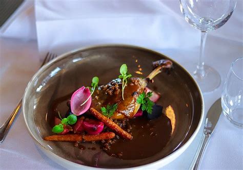 QUALITY HOTEL FLORO - Hotel Reviews, Photos, Rate Comparison - Tripadvisor