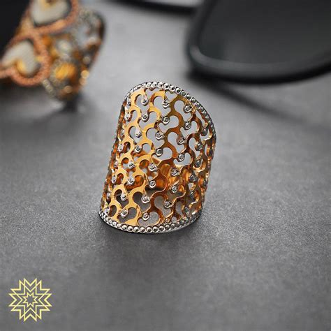 Buy Gold Ring Online | Gold Ring by Manubhai.