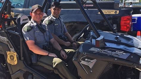 Watch MyOutdoorTV online | YouTube TV (Free Trial) Vector Art