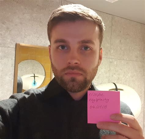 26 M - verification photo : r/selfie