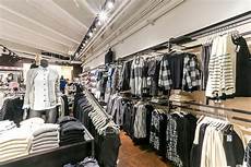 centro commerciale gabbiano tezenis savona centro commerciale il gabbiano centro commerciale gabbiano tezenis savona centro commerciale il gabbiano