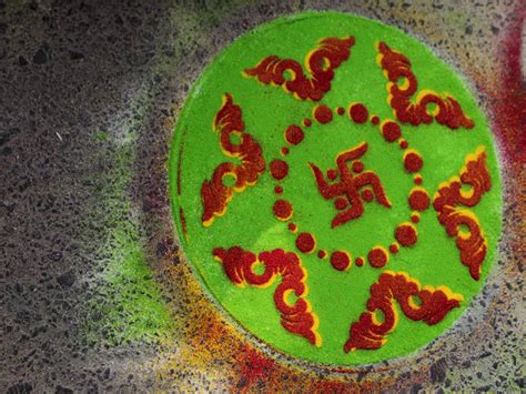 D'source Design Gallery on Rangoli with Tracing Sieve - Rangoli with ...