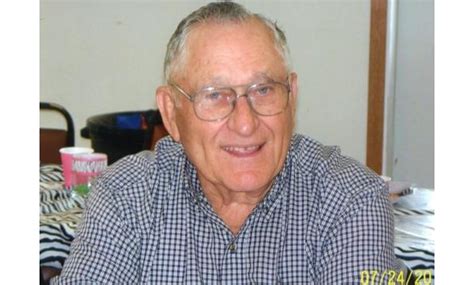 Kenneth Leroy "Kenny" Hellyer Obituary (2025) - Carthage, IL - Printy ...