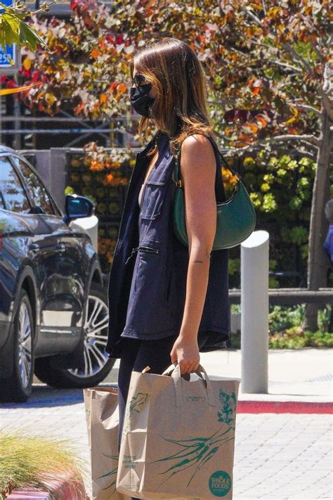 KAIA GERBER Shopping at Whole Foods in Malibu 08/26/2022 – HawtCelebs