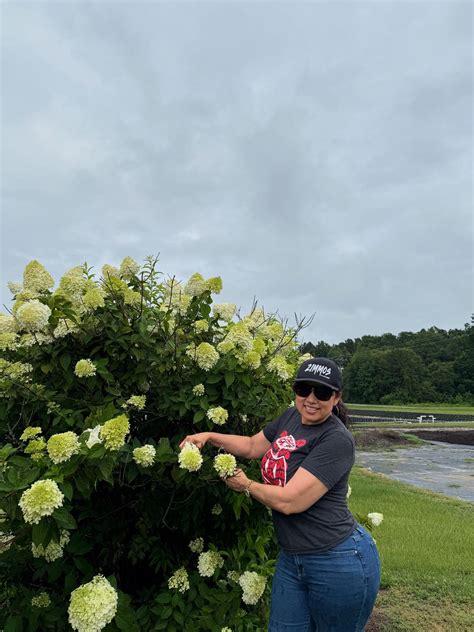 Maggie pineda OFICIAL | Cosas que uno se encuentra esta foto es de hace dos años | Instagram