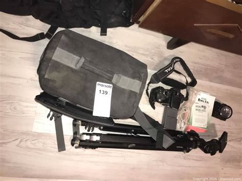 Canon EOS Rebel XT / 350D DSLR body, tripod, camera bag, filters ...