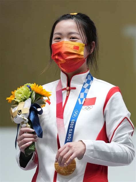 23岁杨倩性感打扮亮相，参加巴黎奥运基本无望，原因让人感叹