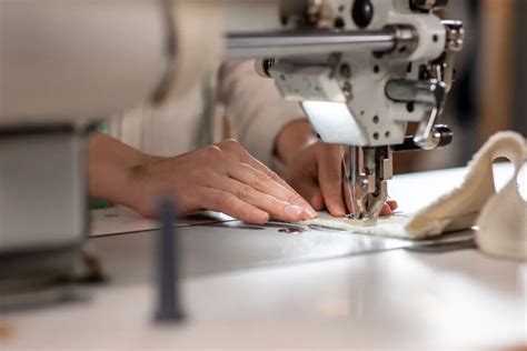 Image result for Industrial Sewing Machine Tutorial