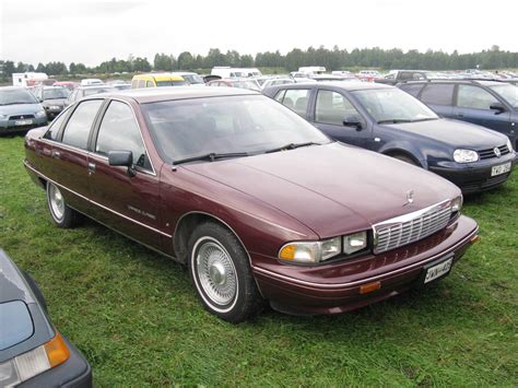 1991 Chevrolet Caprice Classic - Sedan 5.0L V8 auto