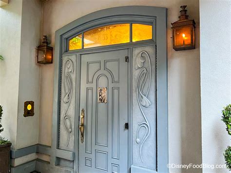 Here’s Exactly How Much It Costs to be a Club 33 Member in Disneyland - Disney by Mark