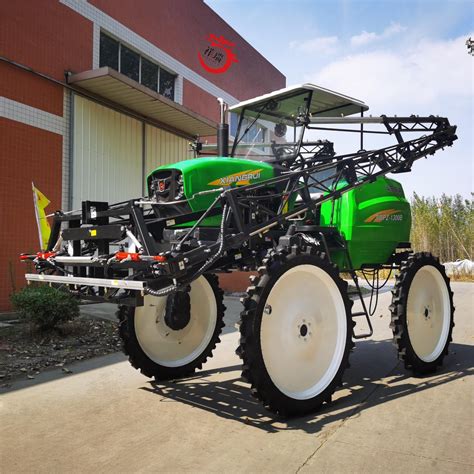 1300L Self Propelled Boom Sprayer Agriculture Sprayer Machine Tractor ...