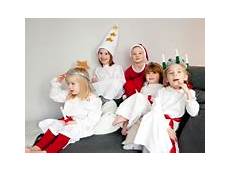 chitarra persiana nome santa lucia svezia chitarra persiana nome santa lucia svezia