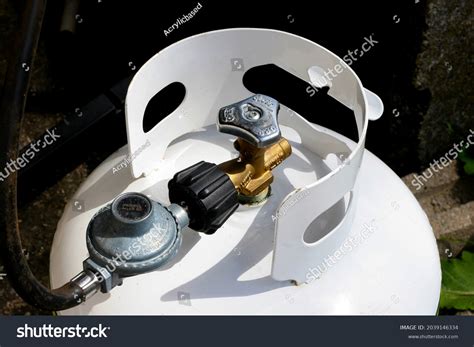 Propane Tank Valve Hooked Bbq Stock Photo 2039146334 | Shutterstock