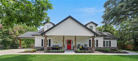 Texas — Isaiah 117 House