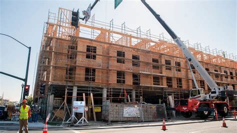 Brandon Leake to open a grocery store in downtown Stockton