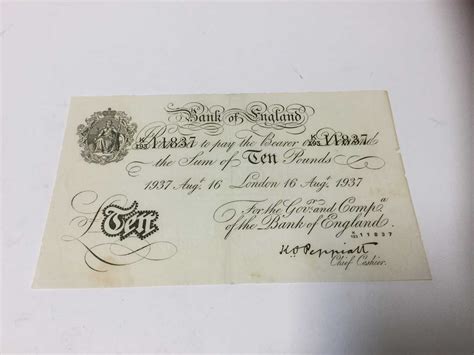 Lot 499 - G.B. - Ten Pound white banknote signature