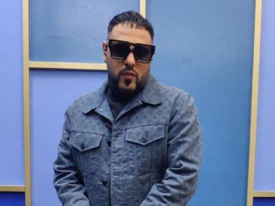 Badshah lifts this rapper on his back for his thunderous performance on ...
