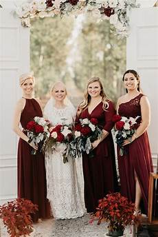 Cranberry Hued Winter Wedding With A Spectacular Ceremony Backdrop by Cranberry Hued Winter Wedding With A Spectacular Ceremony Cranberry Hued Winter Wedding With A Spectacular Ceremony Backdrop