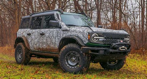 2022 Ford Bronco Everglades Shows Off Its Factory Winch And Snorkel In First Teaser Images ...