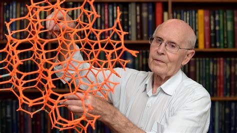 Nobel Prize 2025: Richard Robson’s MOFs can trap carbon, pull water ...