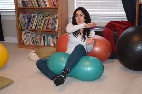 Peanut Ball Skills Workshops • Expecting New Life Birth Services