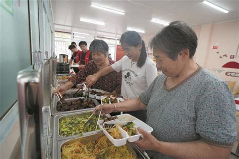 社区便民食堂 让老人享“食”惠_包头新闻网_黄河云平台
