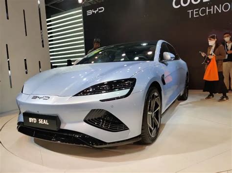 BYD SEAL electric sedan with 700 Km range shown at 2023 Indian Auto ...