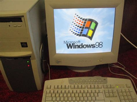 GamerbayCollectables: My Windows 98 SE PC From 1998
