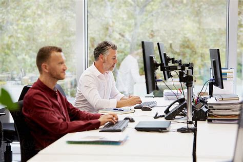 Working Office Computer 的图像结果