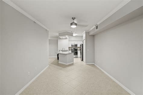 Photos | Bell Miramar Place | Apartments in Miramar, FL