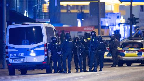 Shooting in Hamburg, Germany, Leaves Several Dead at Jehovah’s Witness ...