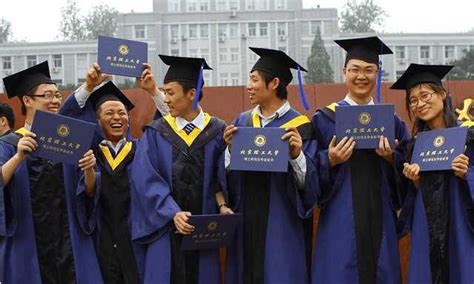 毕业证书样张 - 宁波大学成人高等学历继续教育--宁达教学点，宁波大学成人教育学院